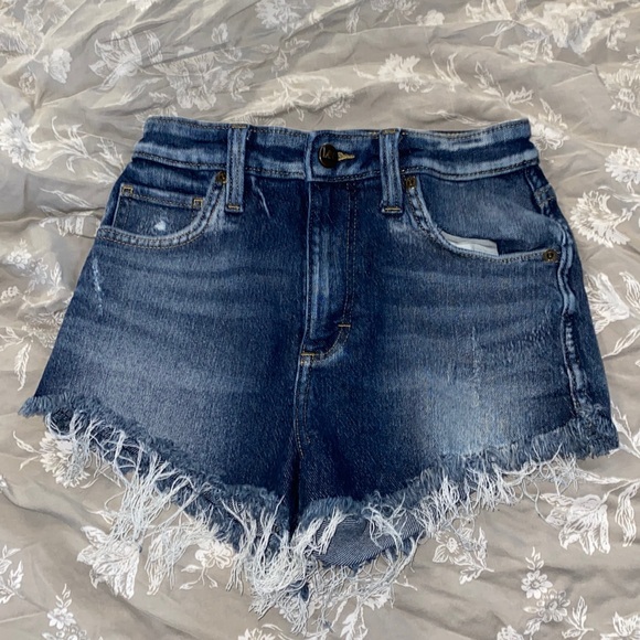 Buckle Pants - Lee high rise cut off shorts